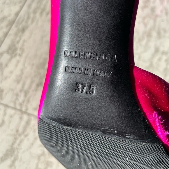 Balenciaga Talon d’Orsay Pumps in Rose Fuchsia - Picture 5 of 8